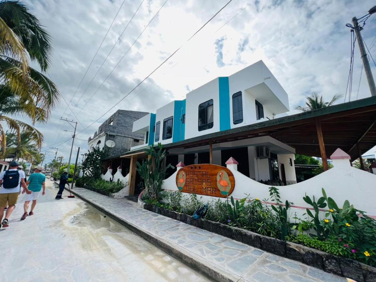 Hostal Brisas Del Mar Puerto Villamil Exterior foto