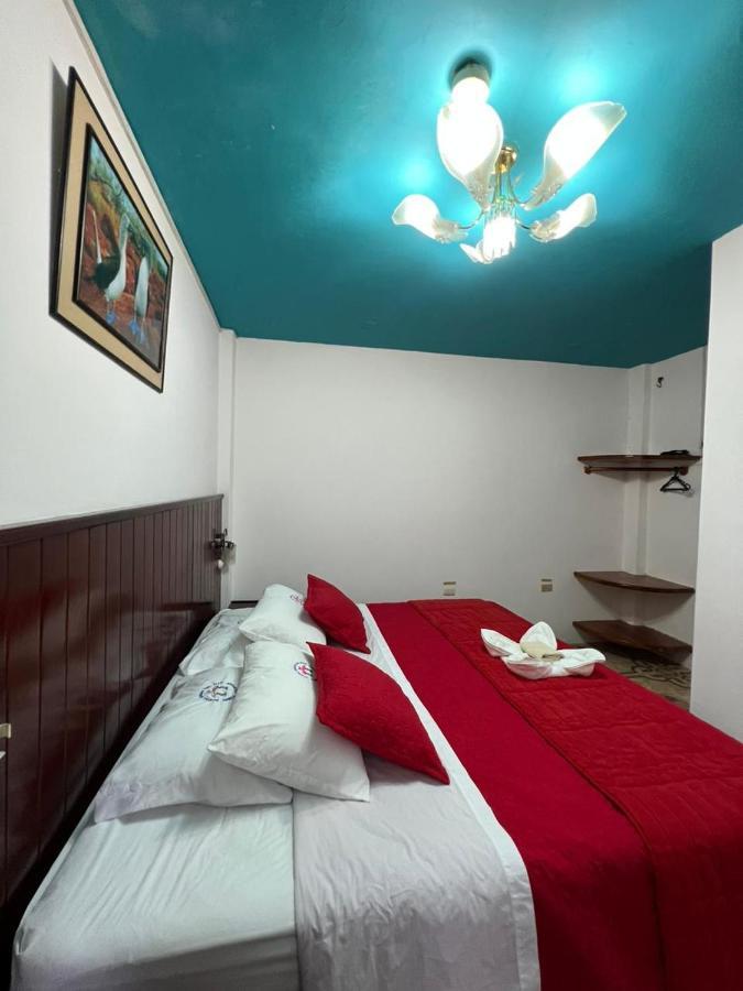 Hostal Brisas Del Mar Puerto Villamil Exterior foto