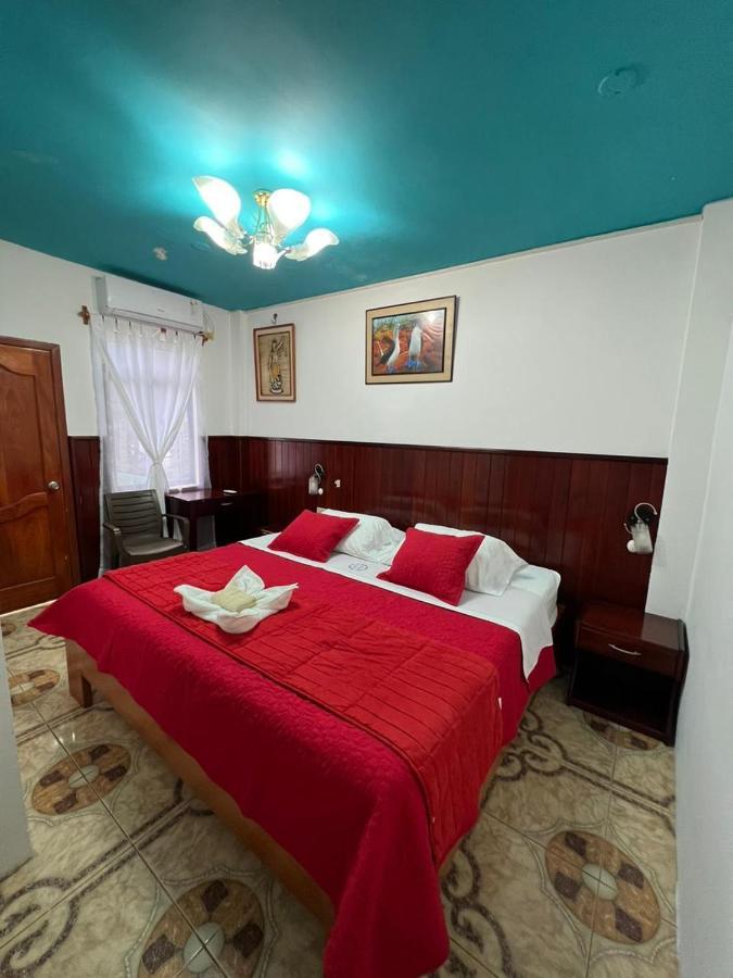 Hostal Brisas Del Mar Puerto Villamil Exterior foto